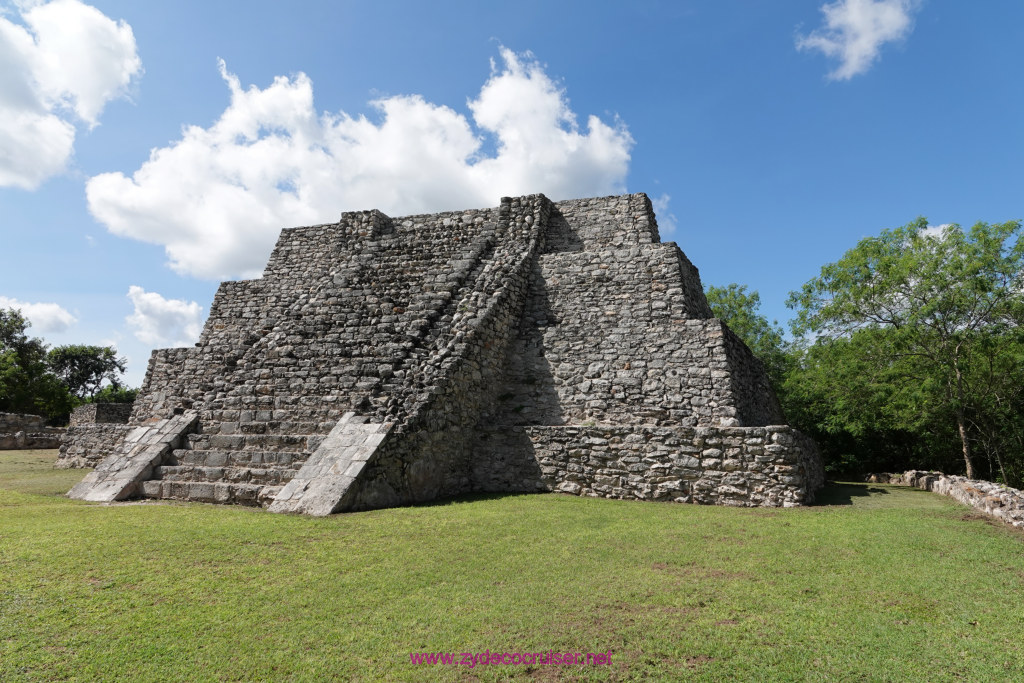 073: Carnival Valor Cruise, Progreso, The Ruins of Mayapan, 