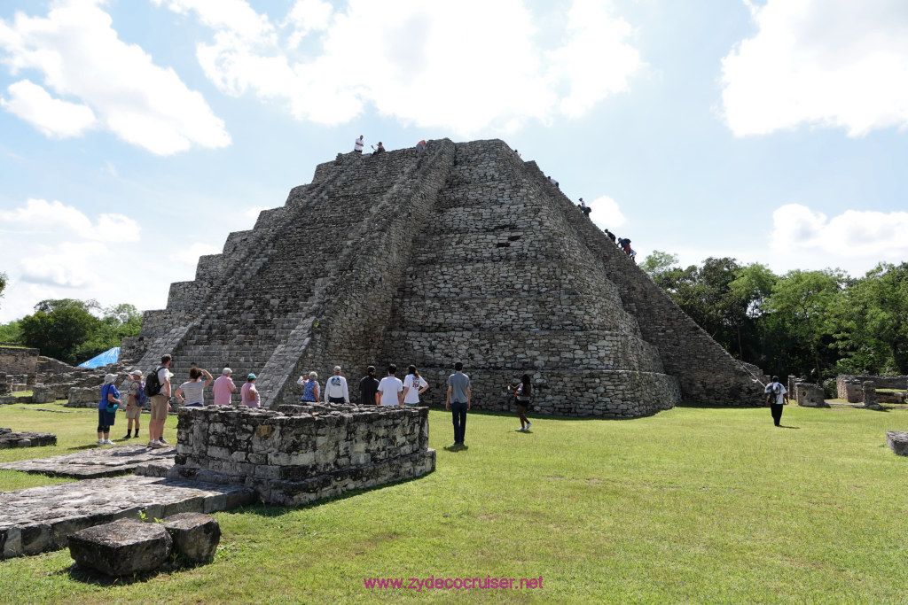 086: Carnival Valor Cruise, Progreso, The Ruins of Mayapan, 