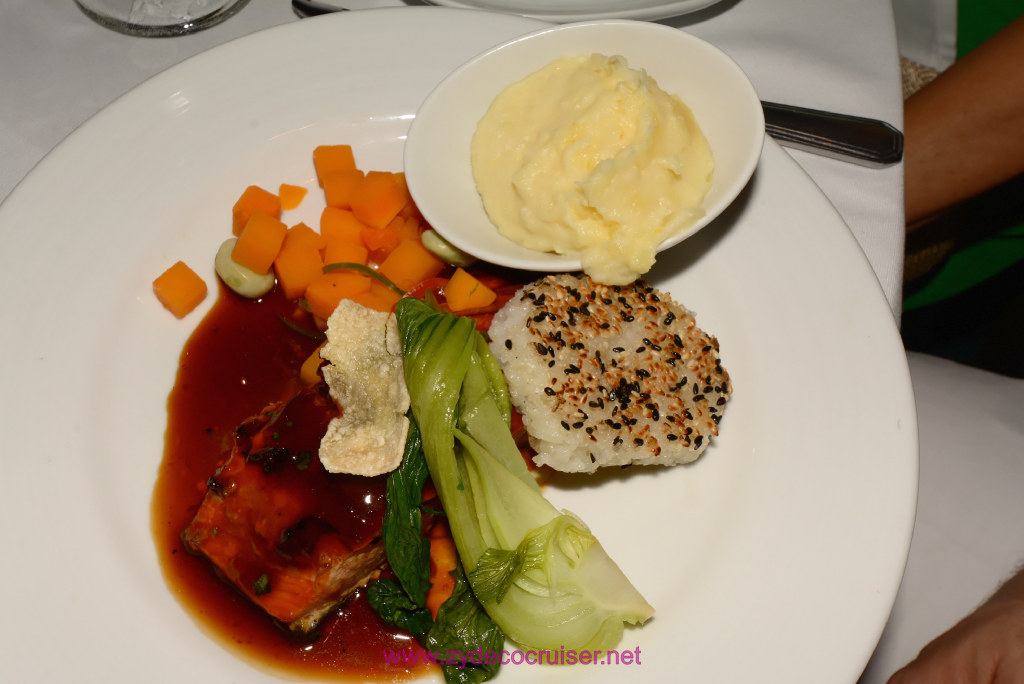 076: Carnival Vist Transatlantic Cruise, Sea Day 6, MDR Dinner