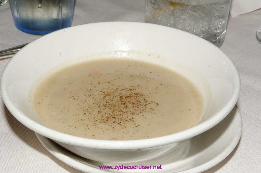 036: Emerald Princess Cruise, MDR Dinner, Smoked Haddock & Potato Chowder, 