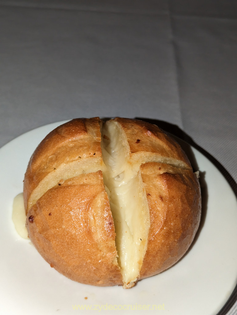 005: Regal Princess, Crown Grill, Garlic Cheese Bread