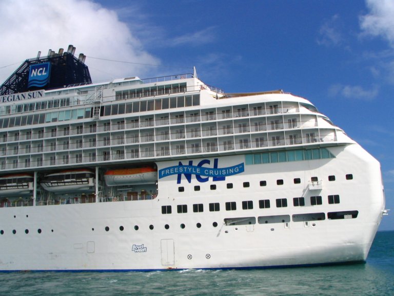 006: NCL Sun, Belize, Reef Snorkel and Banister Island, 