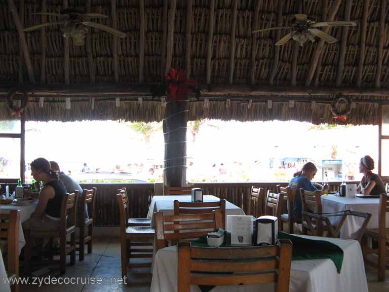 106: Carnival Fantasy, Progreso, MX, Le Saint Bonnet