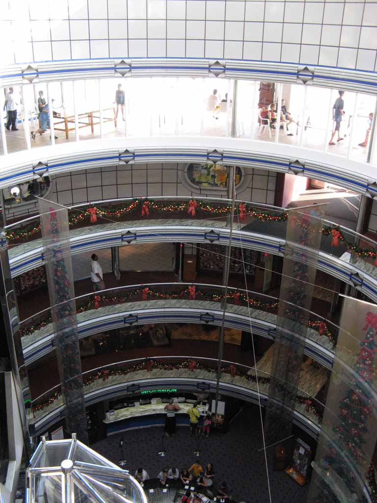 021: Carnival Fantasy Christmas Cruise, 2007, 