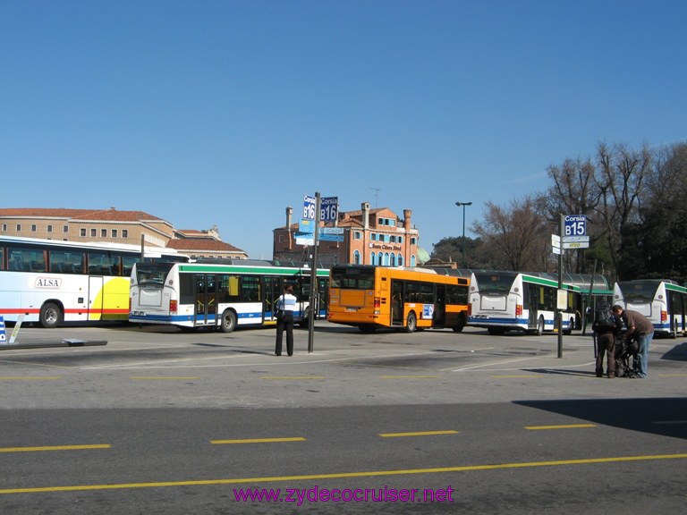 019: Piazzale Roma, Venice