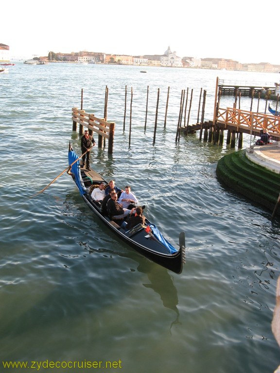 087: Carnival Freedom Inaugural, Venice, Gondola