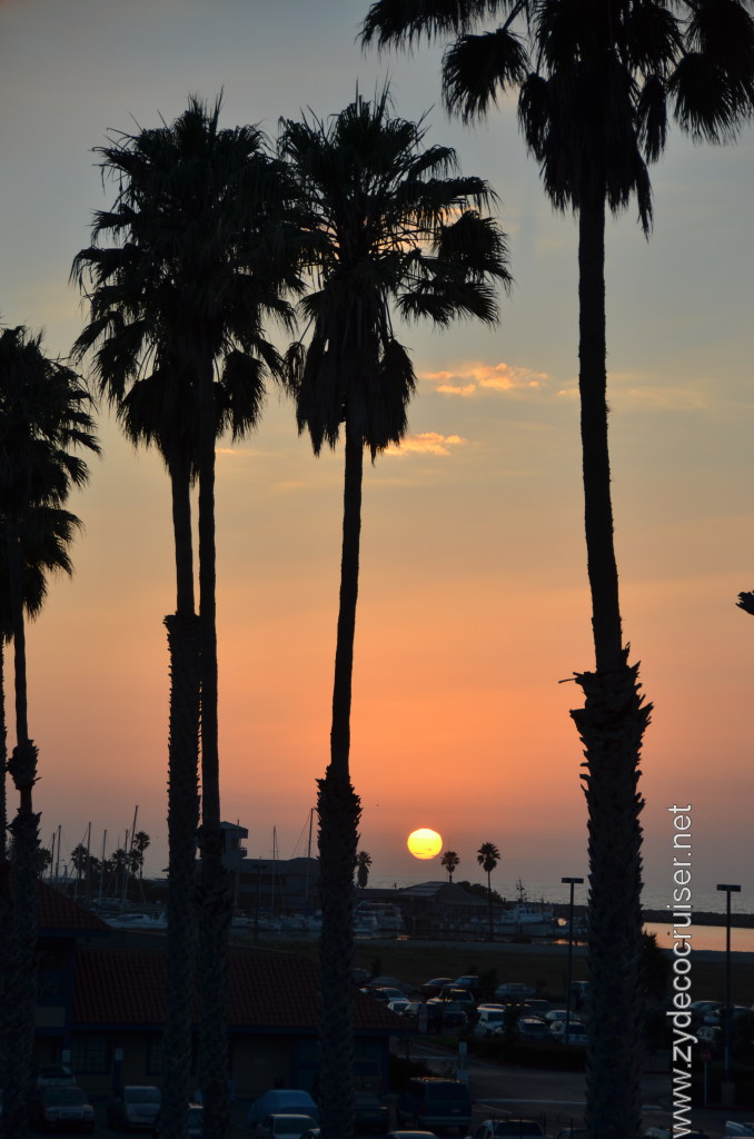 325: Holiday Inn Express, Ventura Harbor, Sunset, 