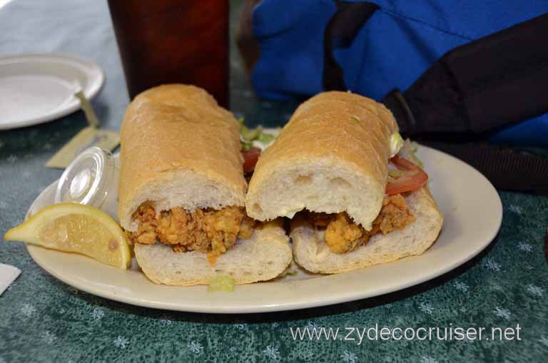 234: Christmas, 2010, New Orleans, LA, Liuzza's Restaurant, Oyster Poorboy