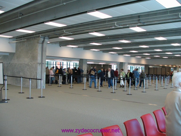 New Orleans, Erato Street Cruise Terminal, No crowds this time to check-in