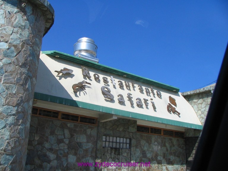 Best restaurant in Puerto Santo Tomas de Castilla, Guatemala