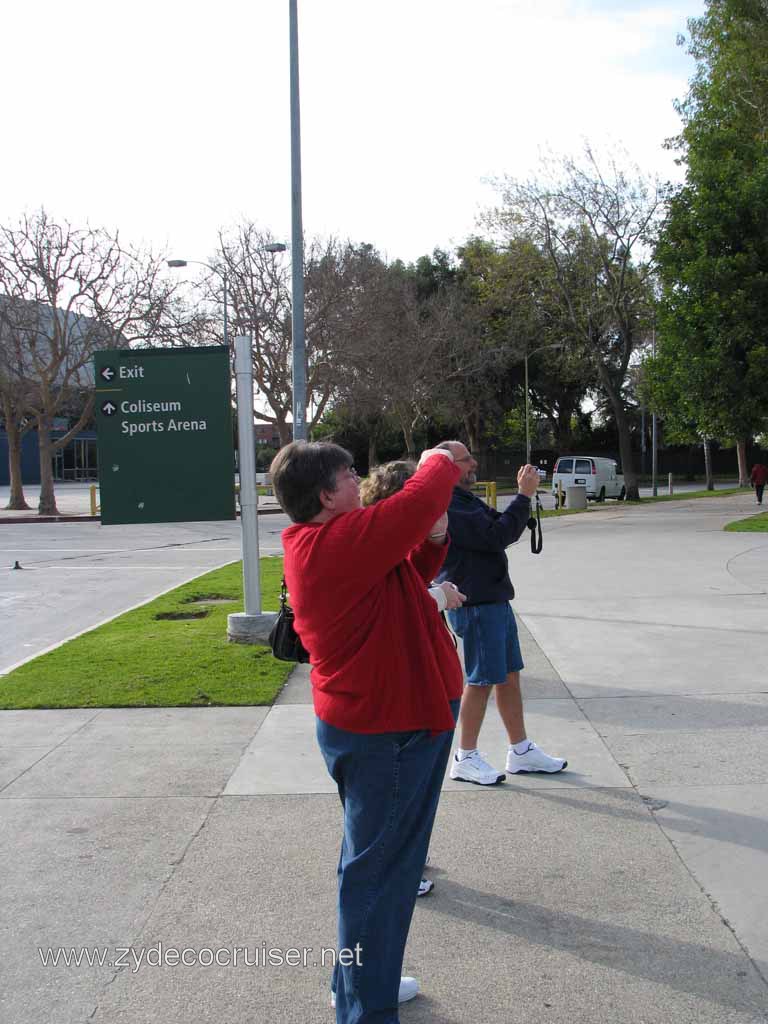 011: Carnival Pride, Long Beach, Sunseeker Hollywood/Los Angeles & the Beaches Tour: All our pictures will look alike