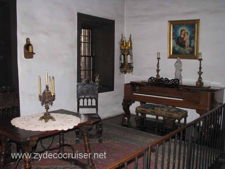 030: Carnival Pride, Long Beach, Sunseeker Hollywood/Los Angeles & the Beaches Tour: Avila Adobe Living Room