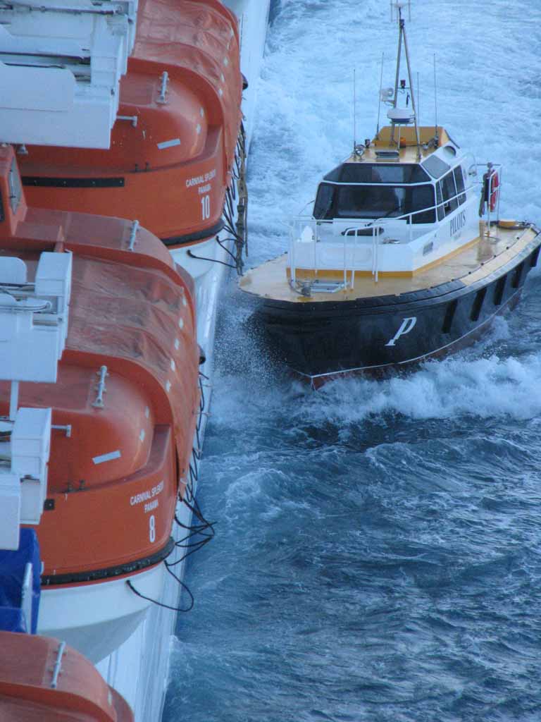 Pilot Boat, Carnival Splendor, Barcelona