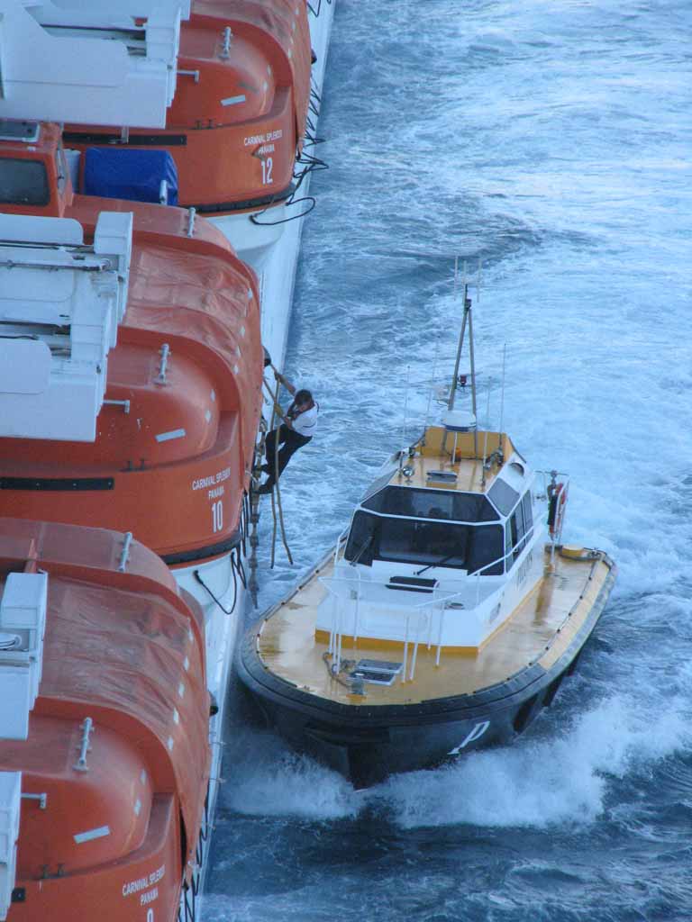 Pilot Boat, Carnival Splendor, Barcelona