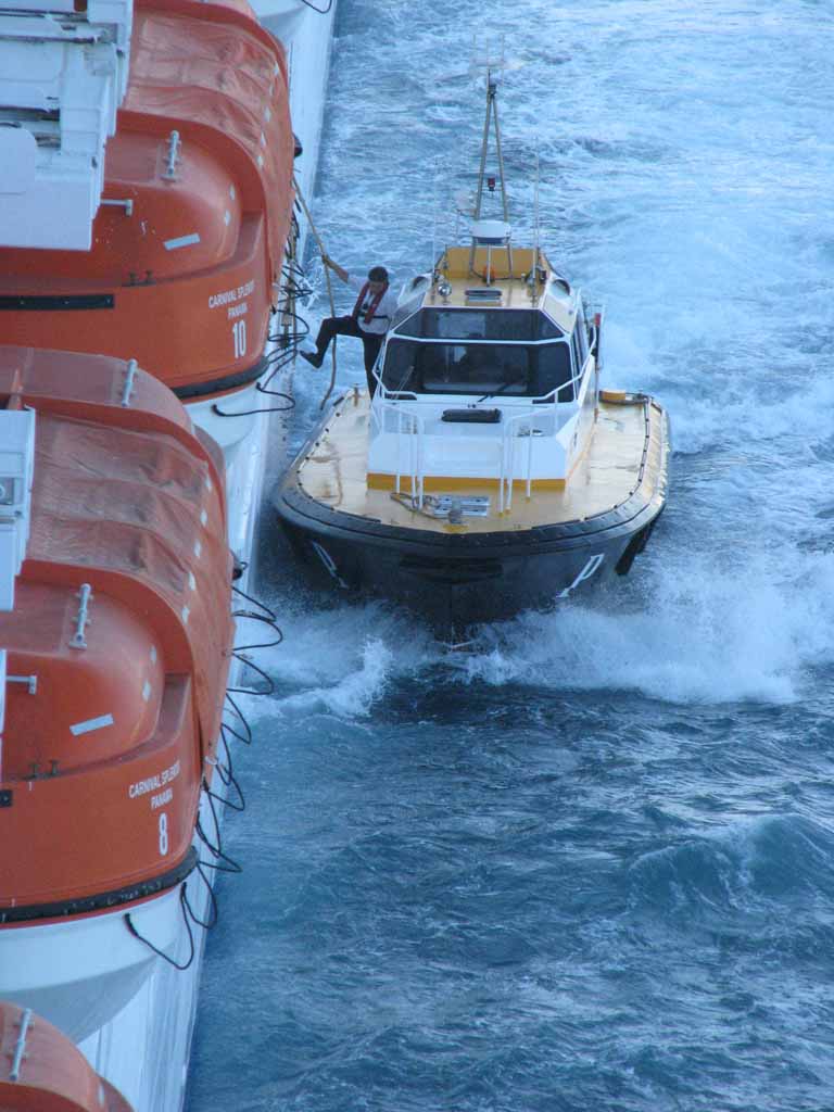 Pilot Boat, Carnival Splendor, Barcelona