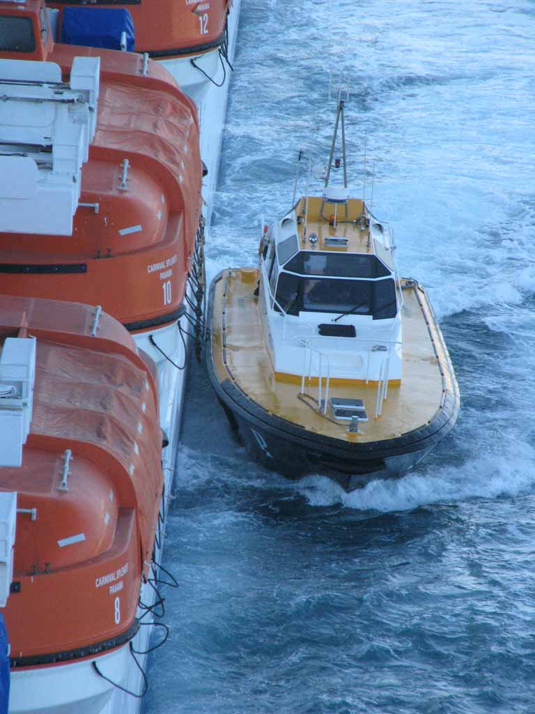 Pilot Boat, Carnival Splendor, Barcelona