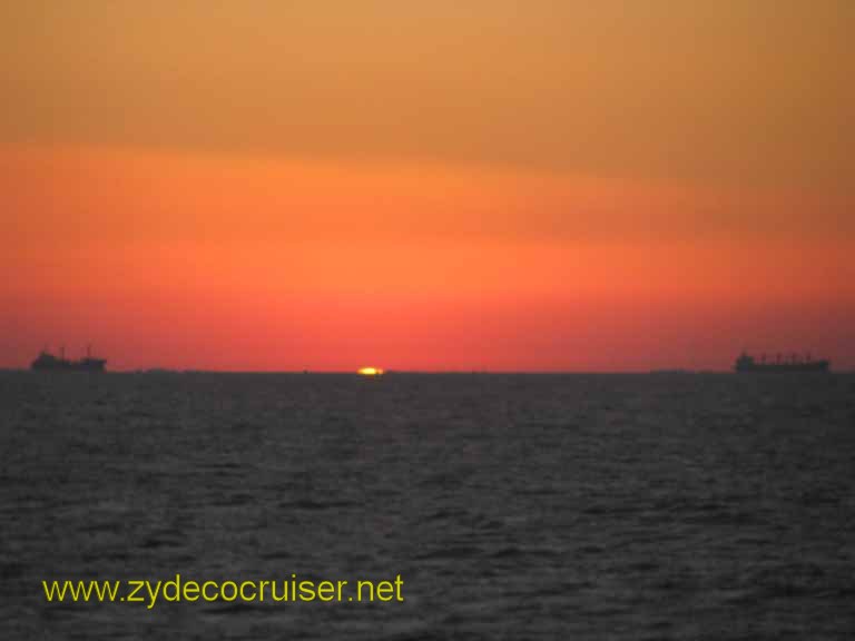 689: Carnival Splendor, South America Cruise, Buenos Aires, Sunset, 