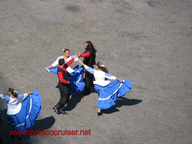 155: Carnival Splendor, Montevideo - Dancers entertaining the ship at dock