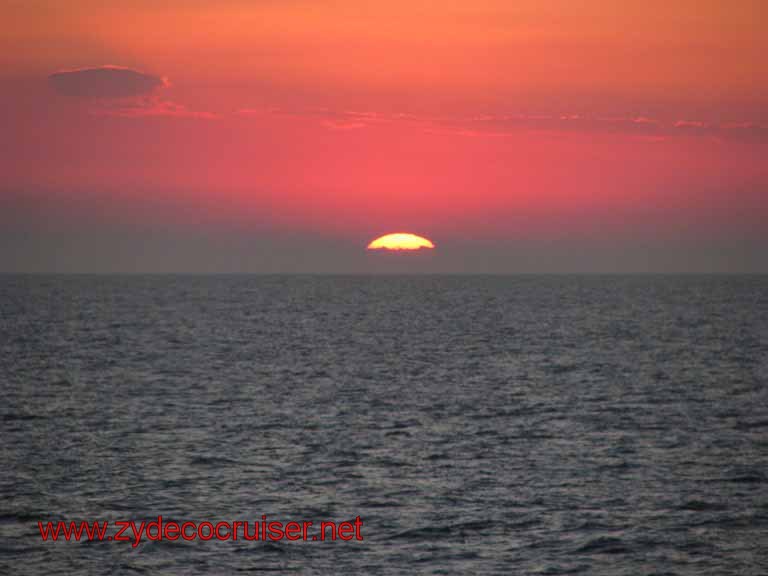 181: Carnival Splendor, Montevideo - Sunset