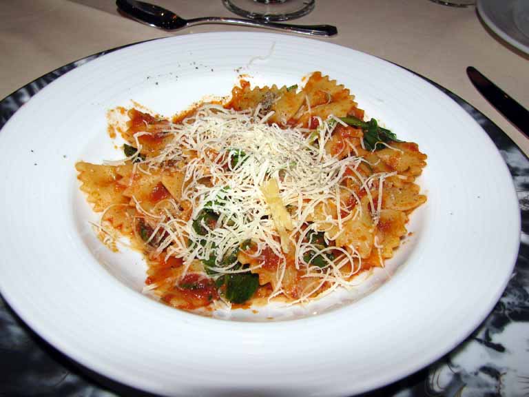 Farfalle with Artichokes and Arugula {starter}, Carnival splendor