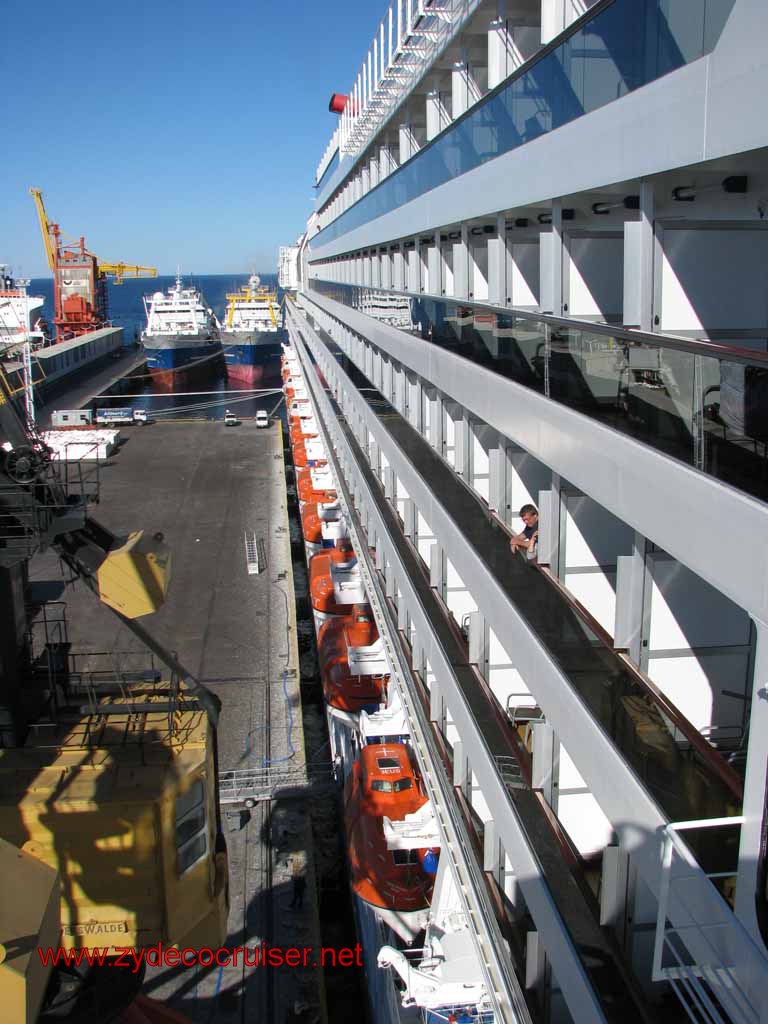 279: Carnival Splendor, Puerto Madryn, - 