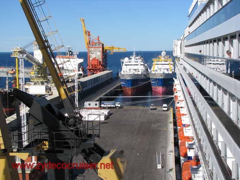 280: Carnival Splendor, Puerto Madryn, - 