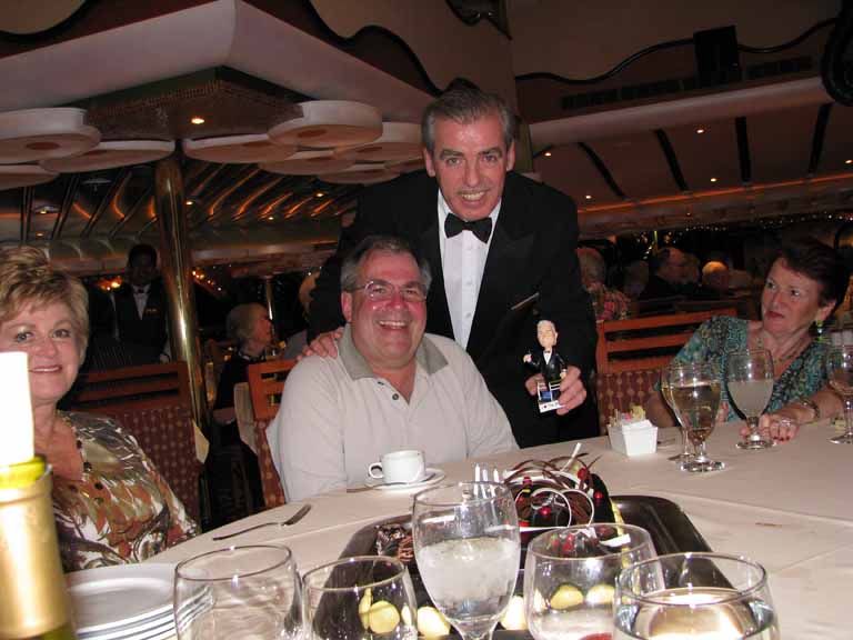 032: Carnival Splendor, John Bobbleheald