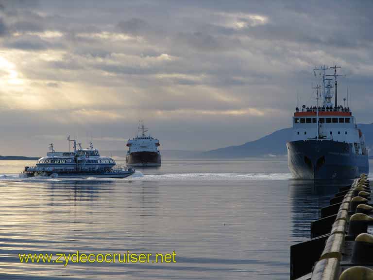 043: Carnival Splendor, Ushuaia, Tierra del Fuego, 