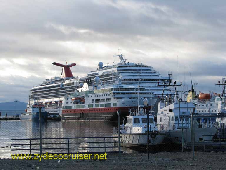 049: Carnival Splendor, Ushuaia, Tierra del Fuego, 