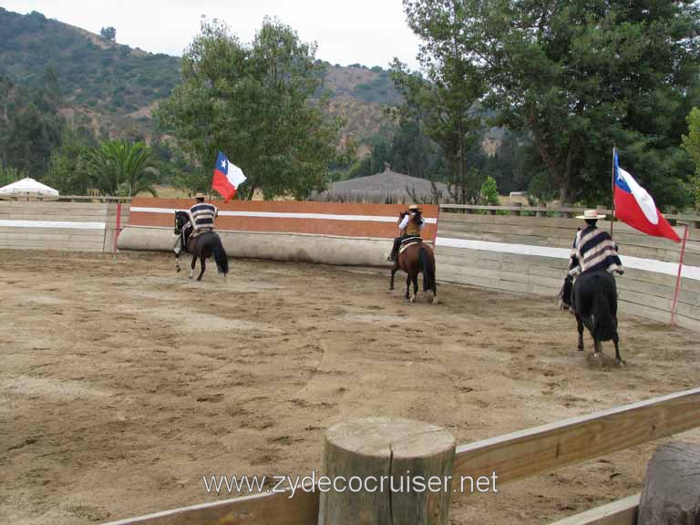 229: Carnival Splendor, 2009, Valparaiso-Santiago transfer, Wine, Horses, and Santiago tour, 