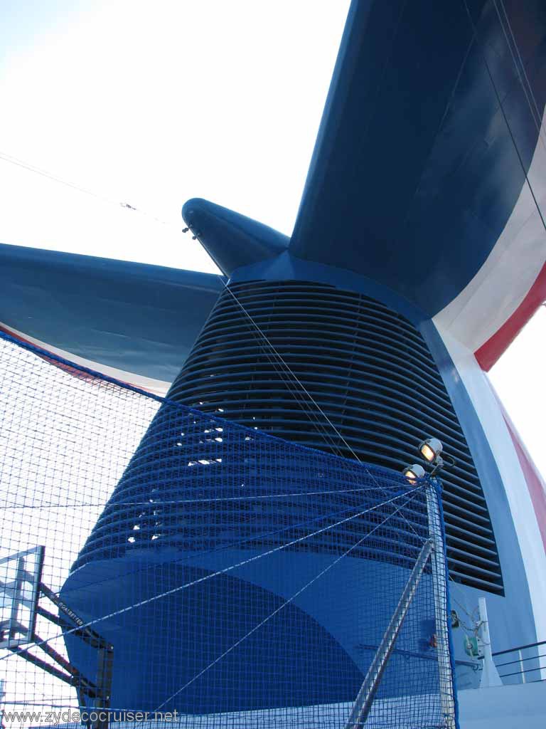 062: Carnival Splendor, Amsterdam, Funnel