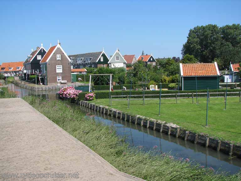 097: Carnival Splendor, Amsterdam, Marken and Voledam Excursion