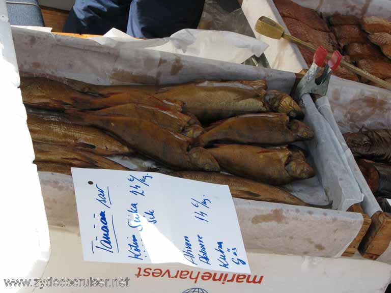 020: Carnival Splendor, Helsinki, Fish market off the back of a boat