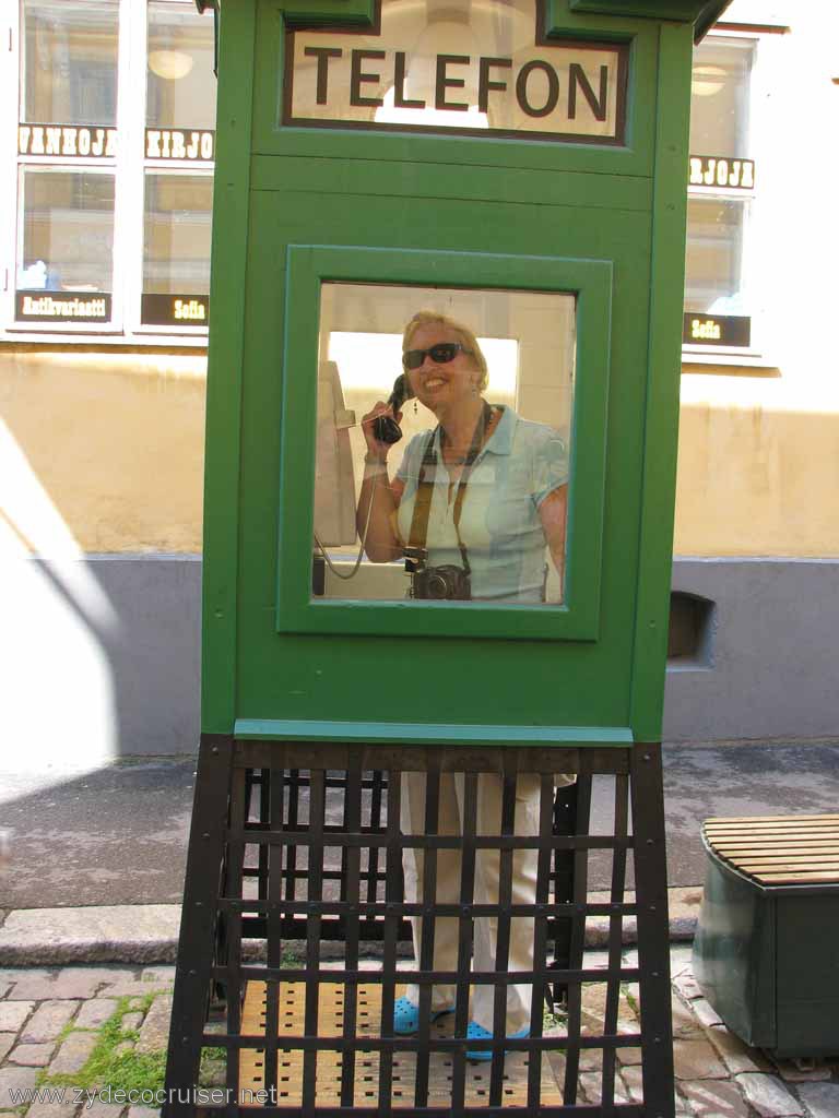 040: Carnival Splendor, Helsinki, Telefon Booth