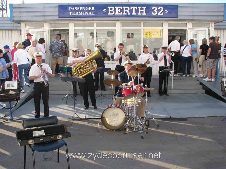 002: Carnival Splendor, St Petersburg, Alla Tour, 