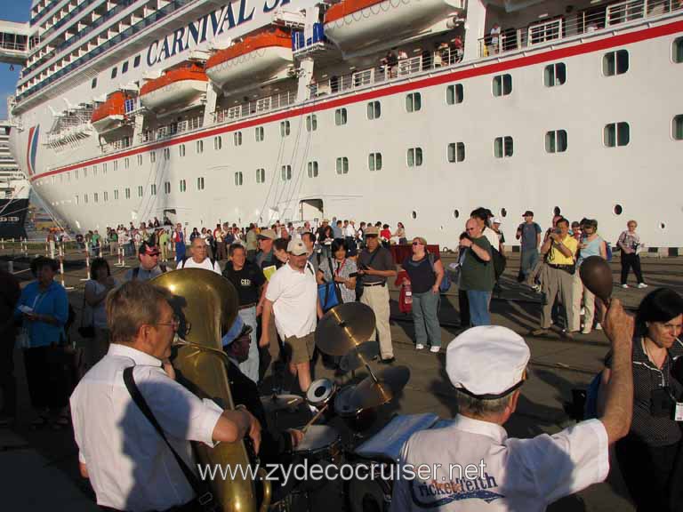 005: Carnival Splendor, St Petersburg, Alla Tour, 