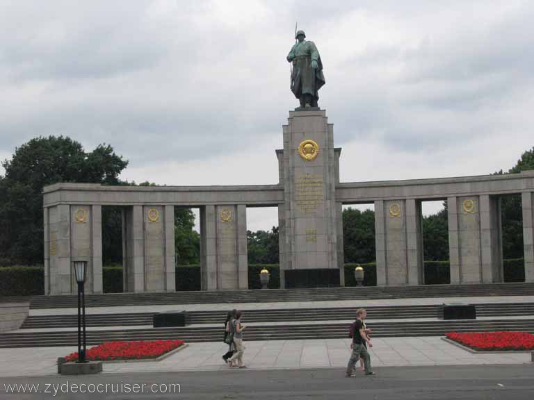 076: Carnival Splendor, Baltic Cruise, Berlin, Soviet War Memorial