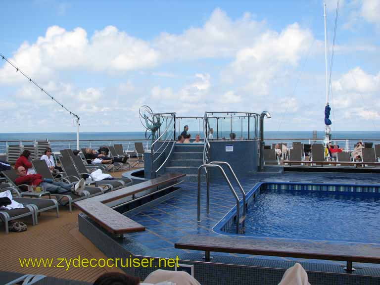 028: Carnival Splendor, 3 Day, Sea Day, Linear Lido Pool