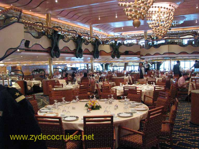 058: Carnival Splendor, 3 Day, Sea Day, Gold Pearl Dining Room