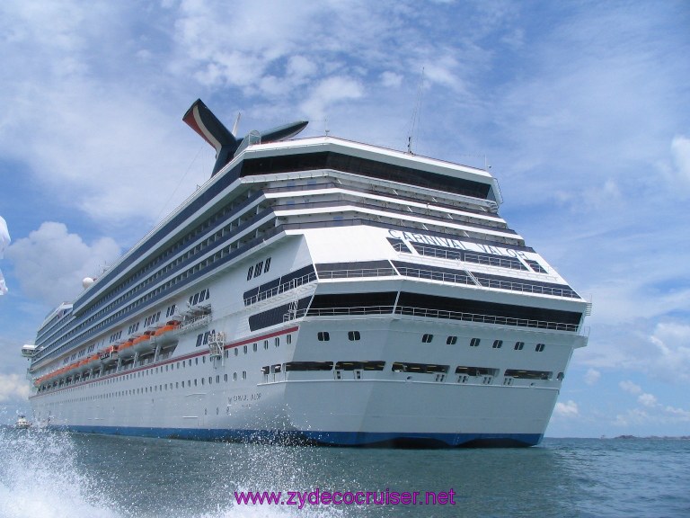 061: Carnival Valor, Belize, Goff's Caye